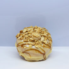 Load image into Gallery viewer, Peanut Donut
