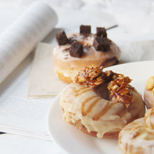 Load image into Gallery viewer, Peanut Brittle
