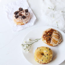 Load image into Gallery viewer, Peanut Brittle
